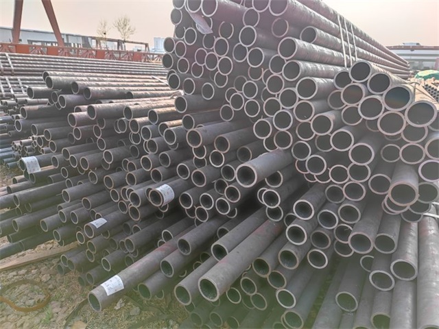 邳州邳州小口径<a href='https://pizhou.sdwufengg.com/' target='_blank' title='邳州无缝钢管'><strong>邳州无缝钢管</strong></a> 20# 流体输送邳州邳州无缝钢管 邳州小口径邳州邳州无缝钢管 20# 流体输送邳州邳州无缝钢管
